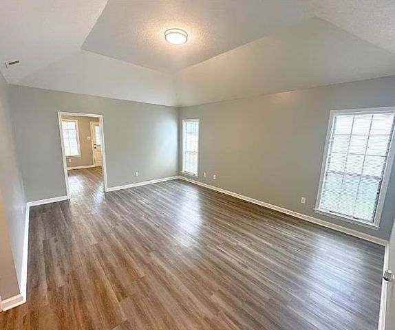 2293 HOMETOWN DR, Memphis, TN 38133