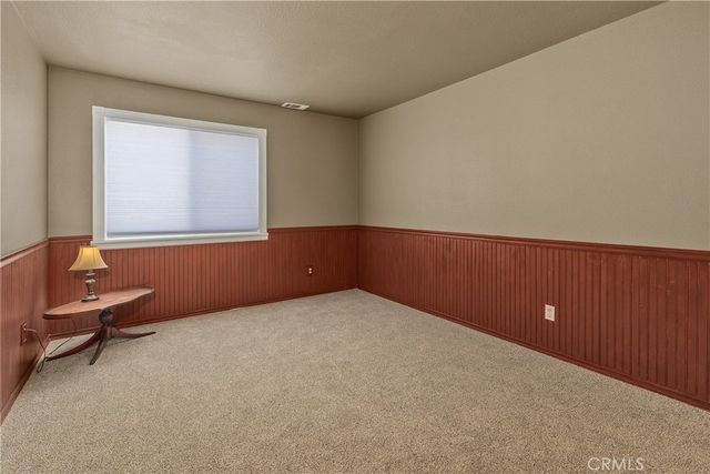 395 Selkirk, Corona, CA 92881