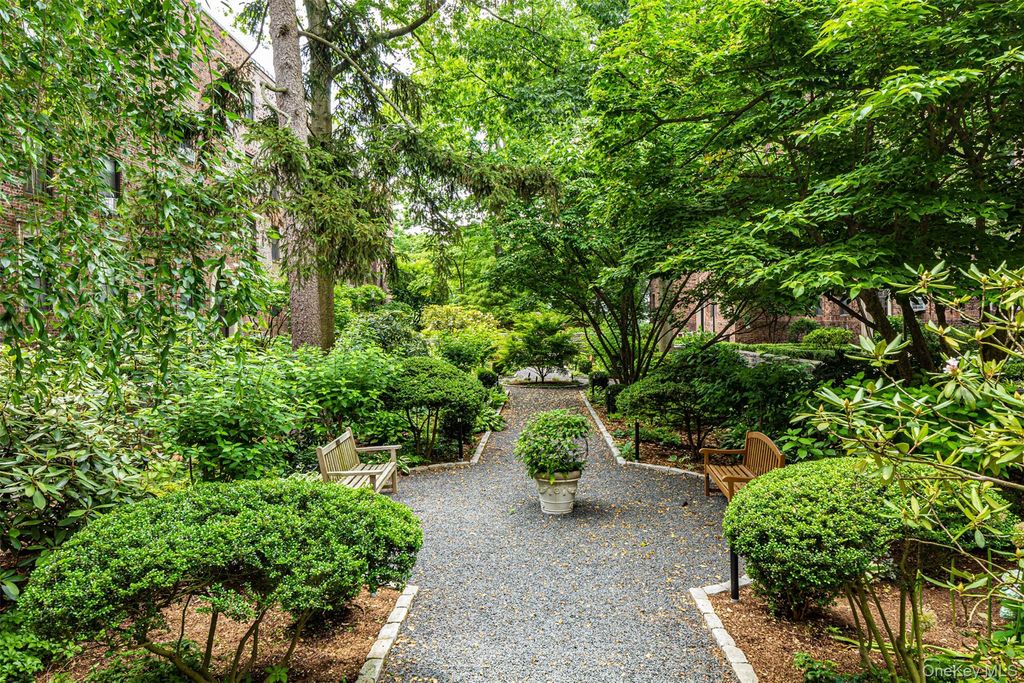 64 Sagamore Road F3, Bronxville, NY 10708