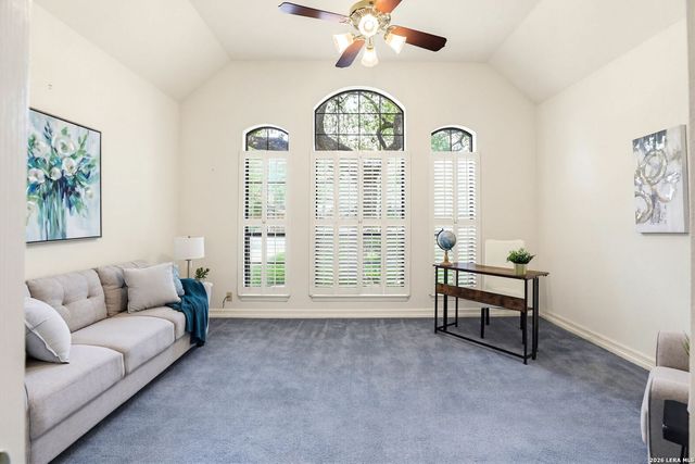 19221 Heather Forest, San Antonio, TX 78258