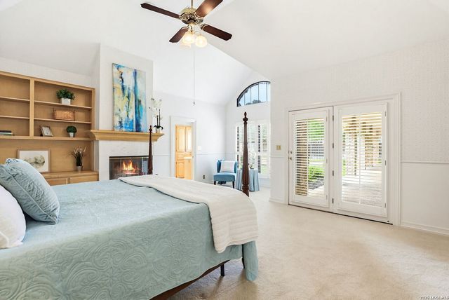 19221 Heather Forest, San Antonio, TX 78258