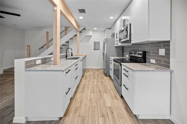 1832 BOUGH AVENUE 3, Clearwater, FL 33760