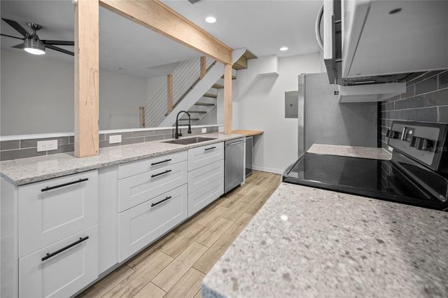 1832 BOUGH AVENUE 3, Clearwater, FL 33760