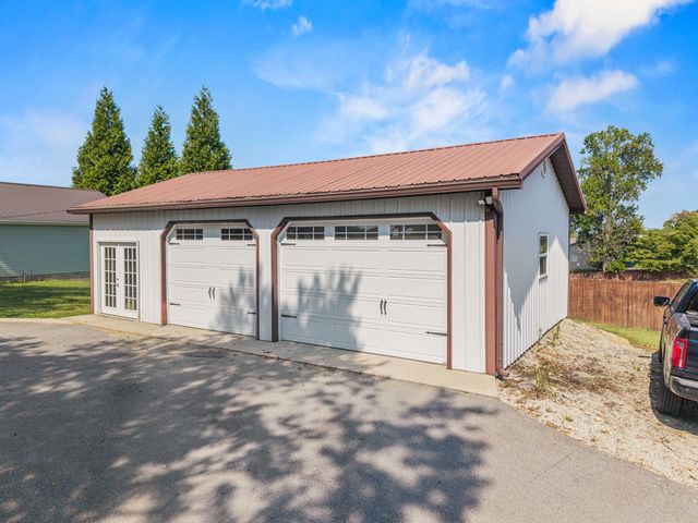 130 Lake Forest Drive, Somerset, KY 42503