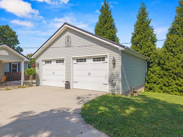 130 Lake Forest Drive, Somerset, KY 42503