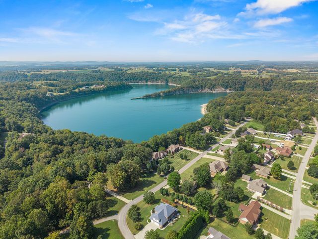 130 Lake Forest Drive, Somerset, KY 42503