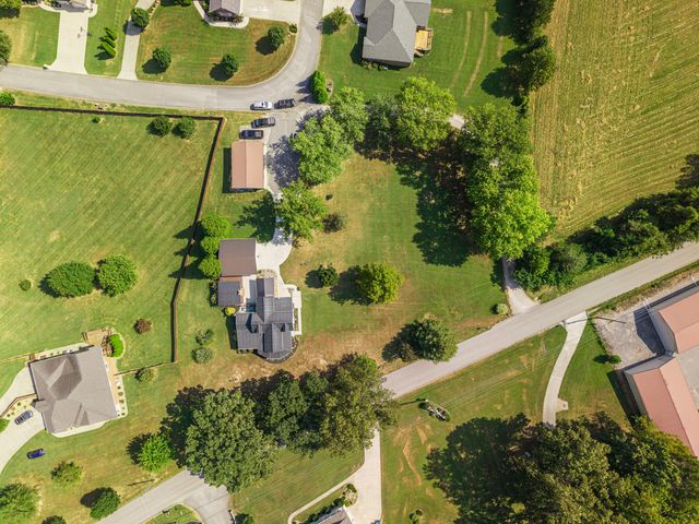 130 Lake Forest Drive, Somerset, KY 42503