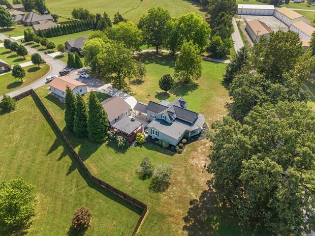 130 Lake Forest Drive, Somerset, KY 42503