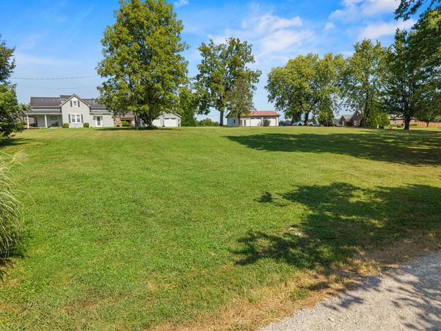 130 Lake Forest Drive, Somerset, KY 42503