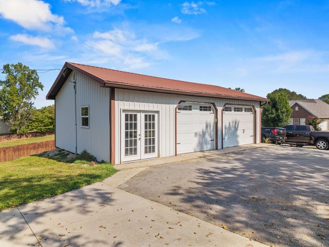 130 Lake Forest Drive, Somerset, KY 42503