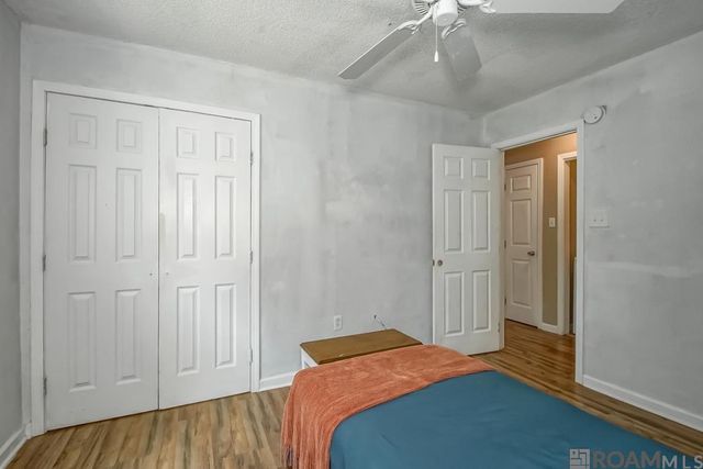 25790 Oak Alley Dr, Holden, LA 70744