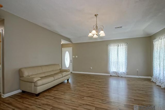 25790 Oak Alley Dr, Holden, LA 70744