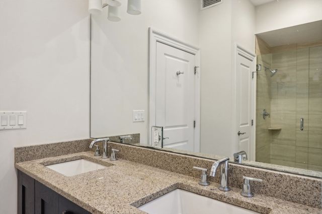 1471 Beacon St 2, Brookline, MA 02446