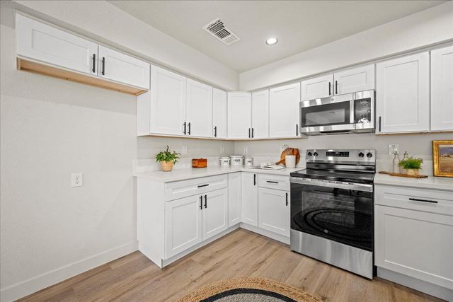 1548 Buckridge Way, Sacramento, CA 95833