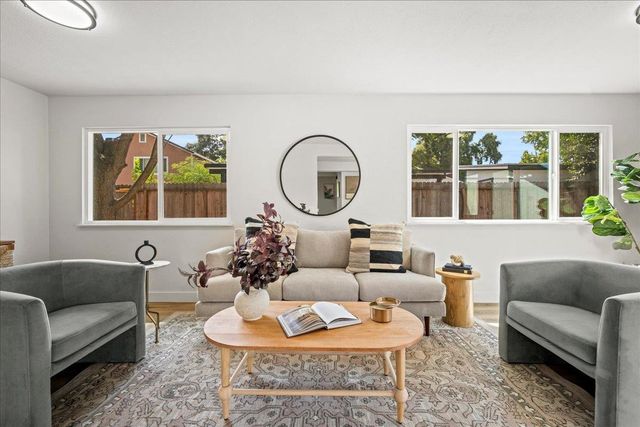 1548 Buckridge Way, Sacramento, CA 95833