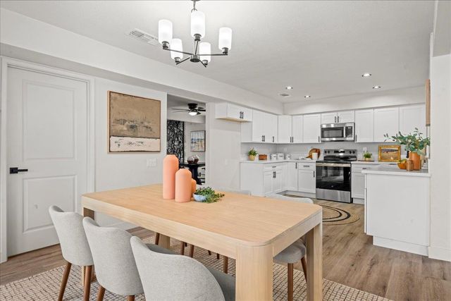 1548 Buckridge Way, Sacramento, CA 95833