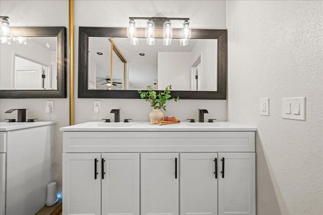 1548 Buckridge Way, Sacramento, CA 95833