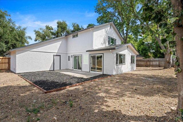 1548 Buckridge Way, Sacramento, CA 95833