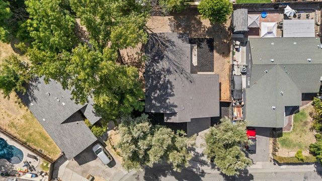 1548 Buckridge Way, Sacramento, CA 95833
