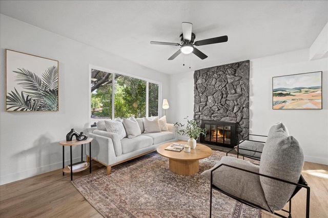 1548 Buckridge Way, Sacramento, CA 95833