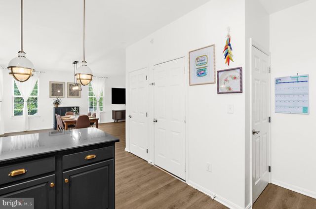1601 SAILAWAY CIR, Essex, MD 21221