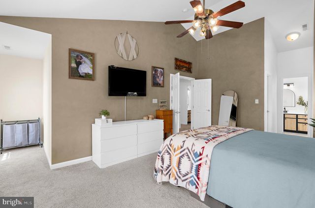 1601 SAILAWAY CIR, Essex, MD 21221