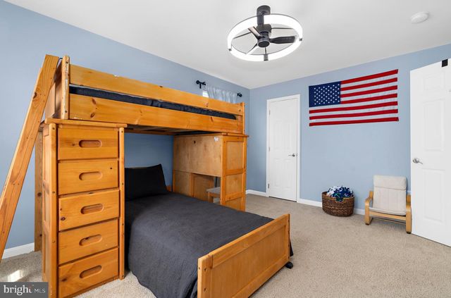 1601 SAILAWAY CIR, Essex, MD 21221