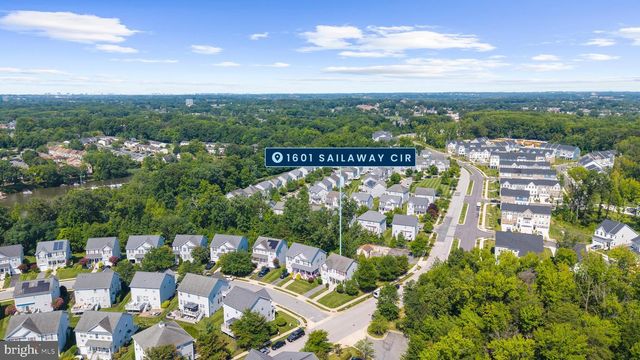 1601 SAILAWAY CIR, Essex, MD 21221