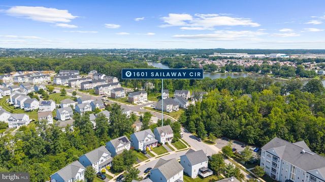 1601 SAILAWAY CIR, Essex, MD 21221