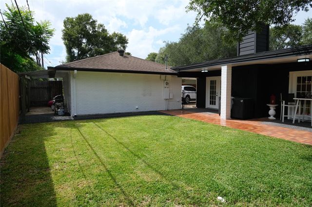 7713 Valley View Lane, Houston, TX 77074