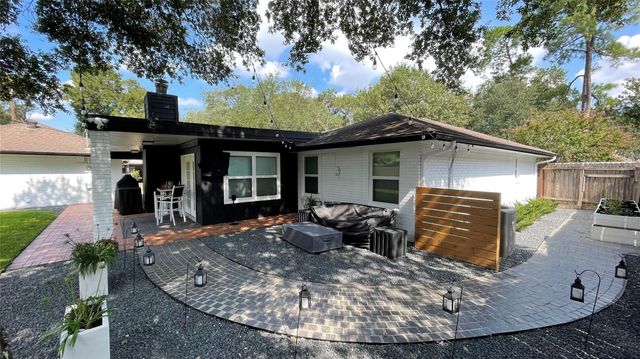 7713 Valley View Lane, Houston, TX 77074