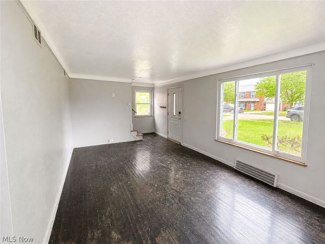 20980 Priday Avenue, Euclid, OH 44123