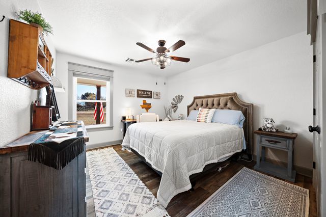 228 Private Road 2122, Meridian, TX 76665