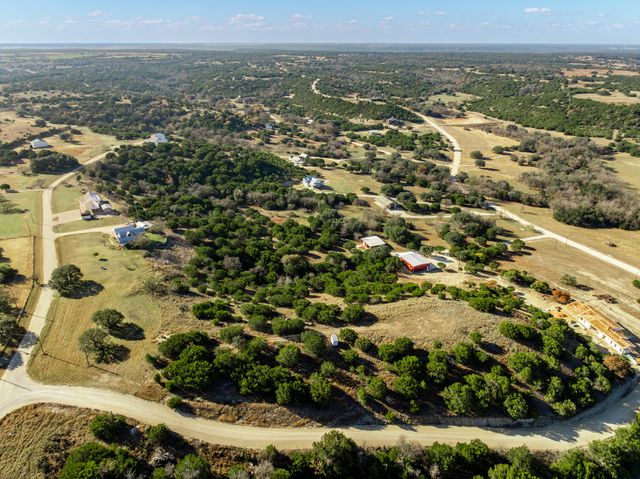 228 Private Road 2122, Meridian, TX 76665