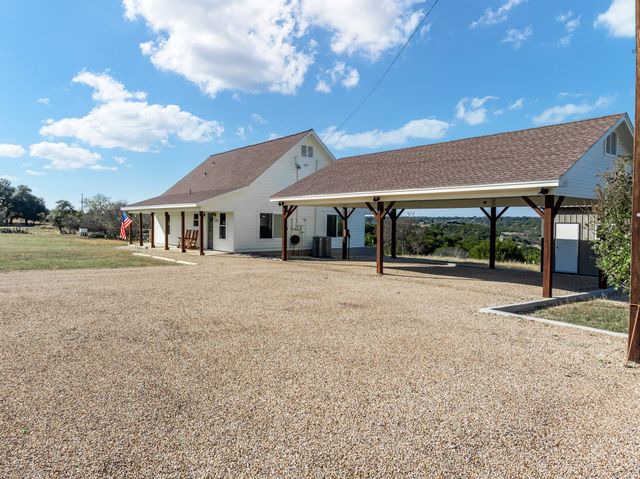 228 Private Road 2122, Meridian, TX 76665
