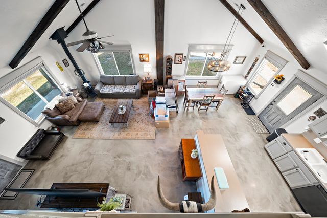 228 Private Road 2122, Meridian, TX 76665