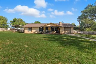 217 English Court, Springtown, TX 76082