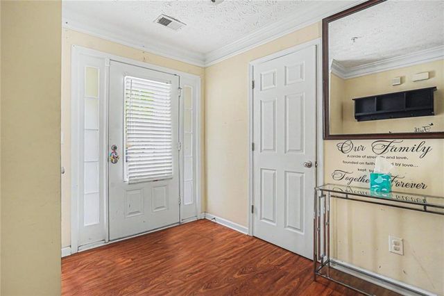 2025 Briar Creek Court NE, Conyers, GA 30012