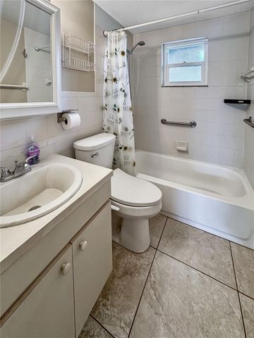 934 FUNDY ROAD, Venice, FL 34293