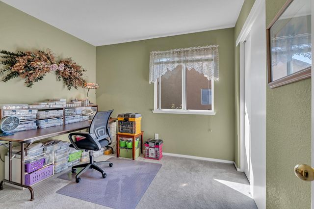 10223 River Park Cir, Stockton, CA 95209