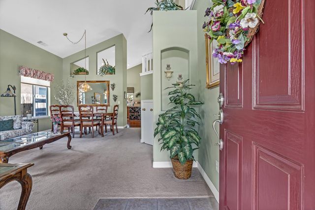 10223 River Park Cir, Stockton, CA 95209