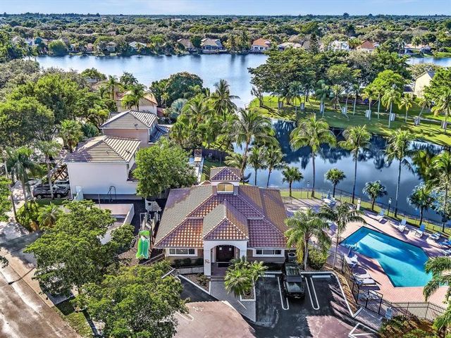 11240 Reveille Road, Cooper City, FL 33026