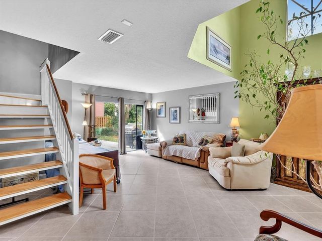 11240 Reveille Road, Cooper City, FL 33026