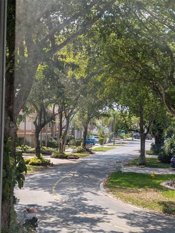 11240 Reveille Road, Cooper City, FL 33026