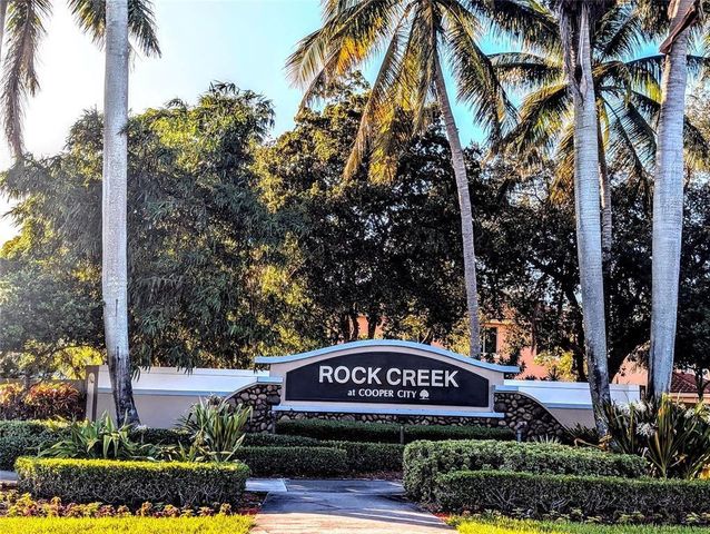 11240 Reveille Road, Cooper City, FL 33026