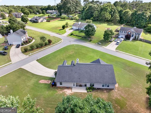 25 Persimmon Drive, Jefferson, GA 30549