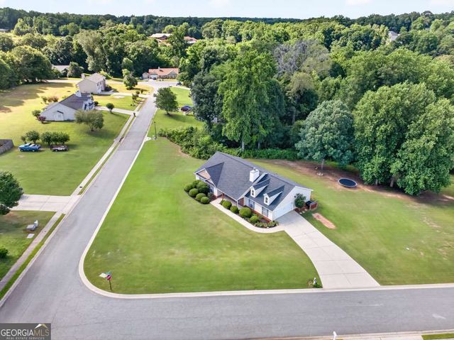 25 Persimmon Drive, Jefferson, GA 30549