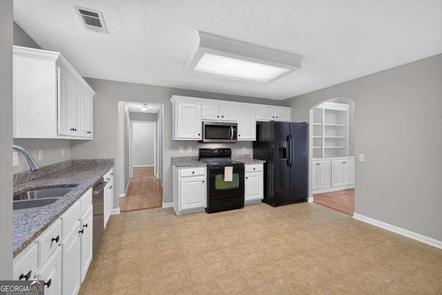 25 Persimmon Drive, Jefferson, GA 30549