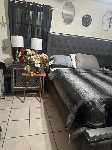 9330 Laura Koppe Road, Houston, TX 77078