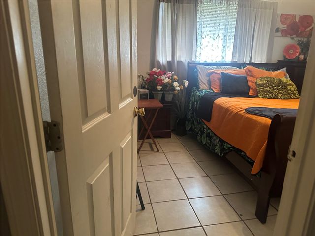 9330 Laura Koppe Road, Houston, TX 77078